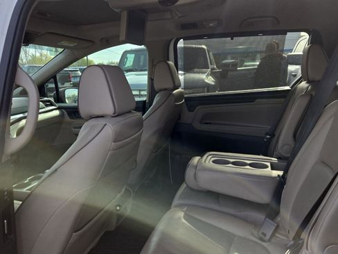 Used 2024 Honda Odyssey Elite image 6