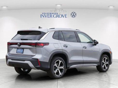 New 2025 Volkswagen Tiguan SE AWD/4WD image 2