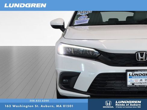 Used 2024 Honda Civic EX-L image 30