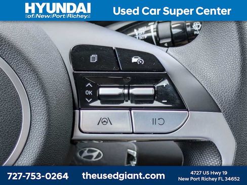 Used 2024 Hyundai Elantra SE FWD image 25