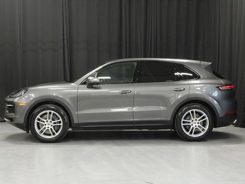 Certified 2025 Porsche Cayenne AWD/4WD image 2