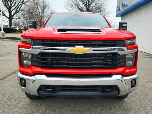 Used 2025 Chevrolet Silverado 3500 LT w/ Convenience Package AWD/4WD image 24