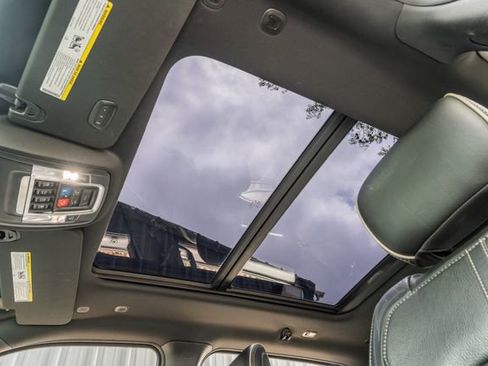 Used 2022 RAM 1500 Limited w/ Night Edition RWD image 21