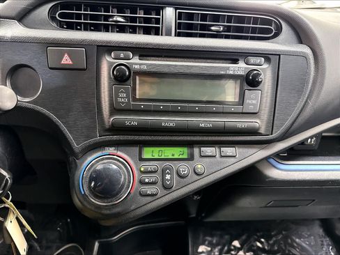 Used 2013 Toyota Prius C Two FWD image 16
