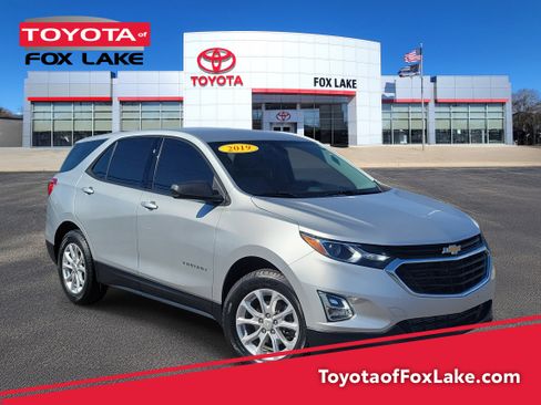 Used 2019 Chevrolet Equinox LS image 1