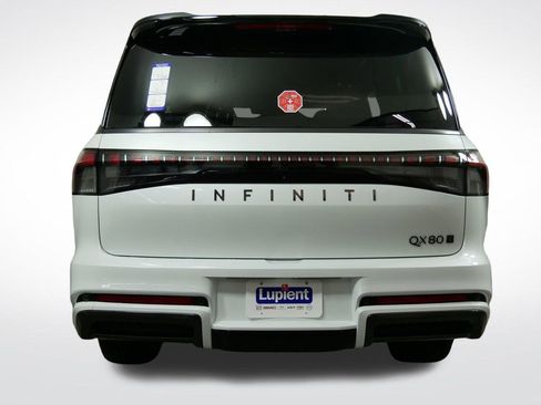 New 2026 INFINITI QX80 Autograph w/ Premium Cargo Package AWD/4WD image 4