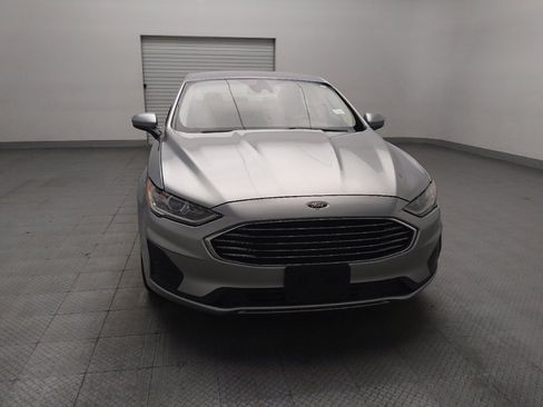 Used 2020 Ford Fusion SE FWD image 14