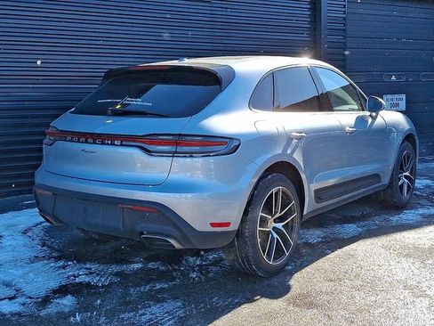 Certified 2026 Porsche Macan AWD/4WD image 7