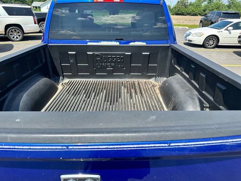 Used 2014 RAM 1500 Express AWD/4WD image 9