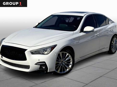 Used 2020 INFINITI Q50 Luxe image 1