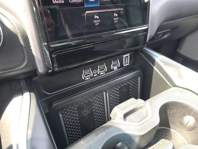 Used 2025 RAM 1500 Laramie w/ Night Edition AWD/4WD image 27