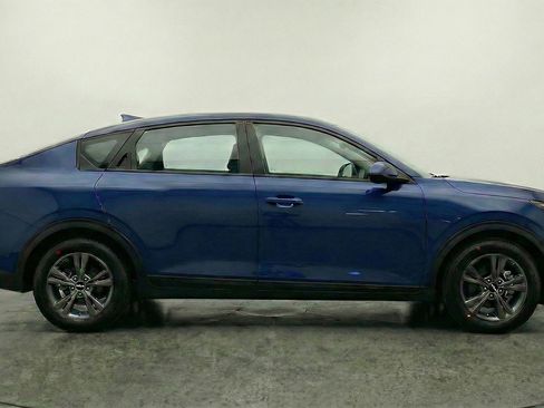 Used 2025 Kia K4 LXS image 11