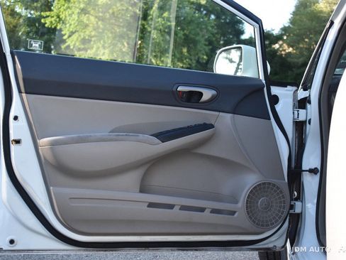 Used 2010 Honda Civic LX image 8