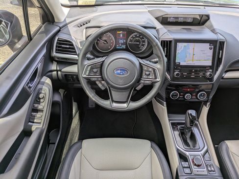 Used 2023 Subaru Forester Limited AWD/4WD image 14