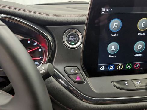 Used 2025 Chevrolet Blazer RS image 30