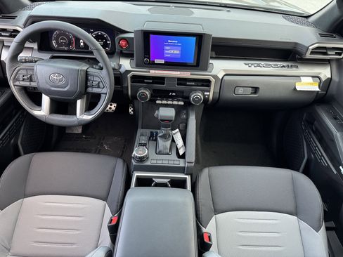 New 2025 Toyota Tacoma TRD Sport image 4