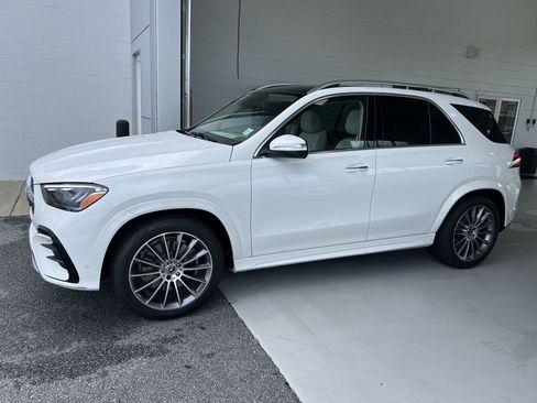 Certified 2025 Mercedes-Benz GLE 350 GLE 350 image 3