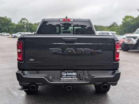 Used 2025 RAM 1500 Big Horn AWD/4WD image 8