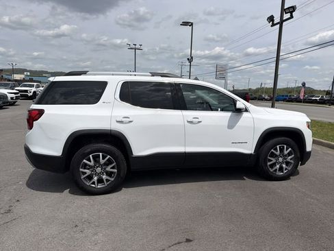 Used 2023 GMC Acadia SLT AWD/4WD image 5