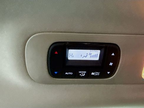 Used 2025 Honda Odyssey EX-L image 24