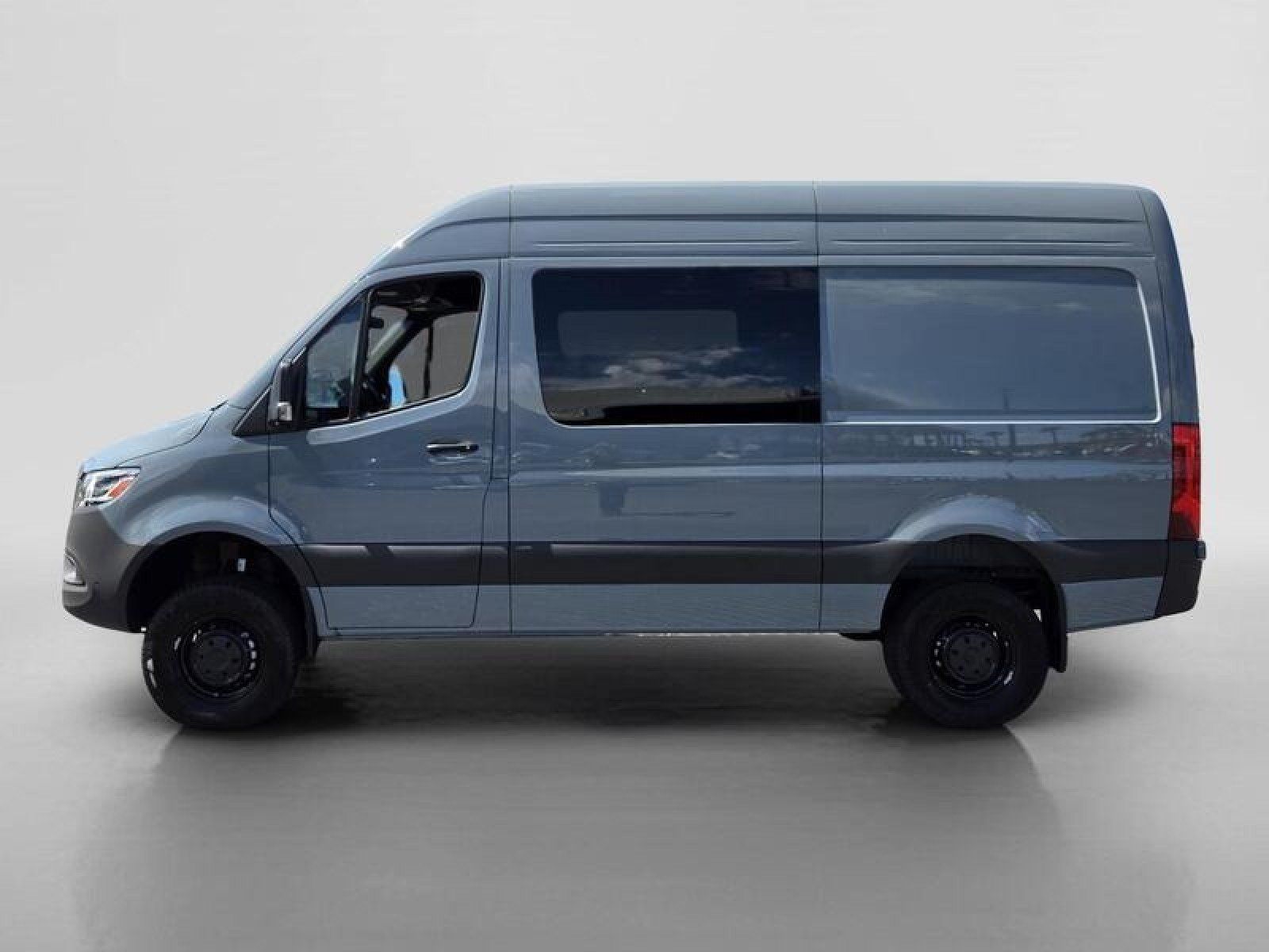 New 2026 Mercedes-Benz Sprinter 2500 image 2