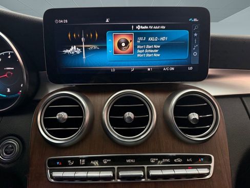 Used 2021 Mercedes-Benz C 300 Sedan image 29