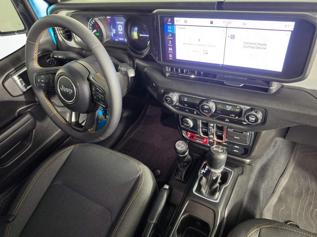 Used 2024 Jeep Wrangler Unlimited AWD/4WD image 42