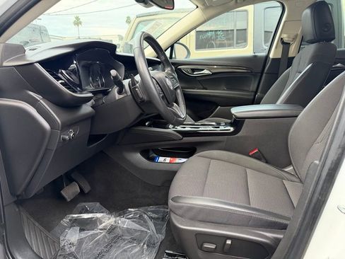 Used 2023 Buick Envision Preferred image 5