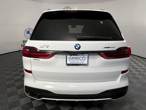 Used 2021 BMW X7 xDrive40i w/ M Sport Package AWD/4WD image 12