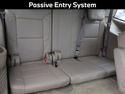 Used 2017 Chevrolet Tahoe LT w/ LT Signature Package image 20