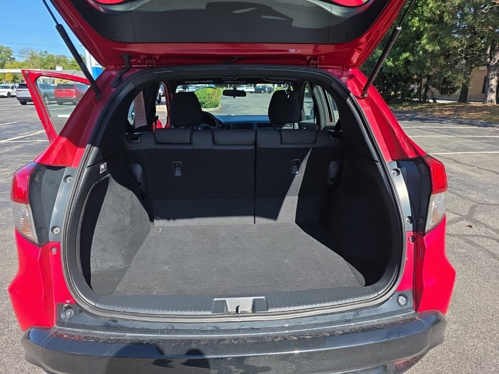 Used 2020 Honda HR-V Sport image 24