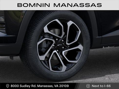 New 2026 Chevrolet Trax RS w/ Sunroof Package FWD image 9