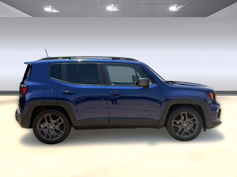 Used 2021 Jeep Renegade Latitude FWD image 8
