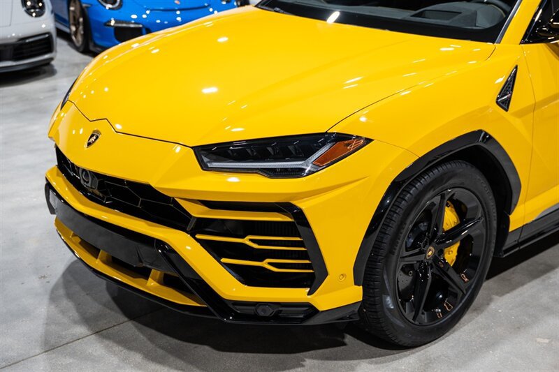 Used 2020 Lamborghini Urus AWD/4WD image 15