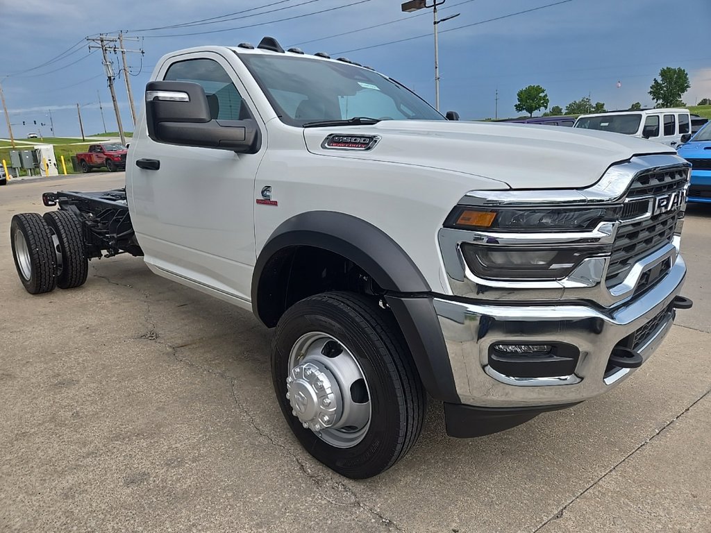 New 2026 RAM 5500 Tradesman w/ Chrome Appearance Group AWD/4WD image 16