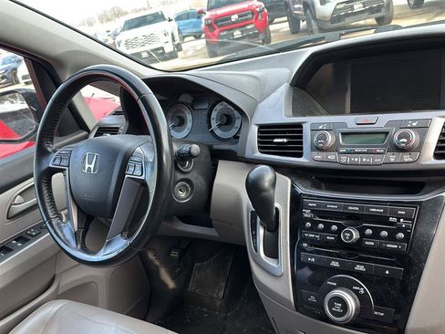 Used 2013 Honda Odyssey EX-L image 17