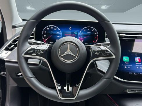 Used 2024 Mercedes-Benz E 350 4MATIC Sedan image 11