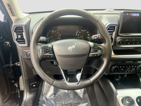 Used 2024 Ford Bronco Sport Outer Banks w/ Tech Package AWD/4WD image 11