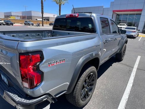 Used 2025 Chevrolet Colorado Trail Boss AWD/4WD image 4