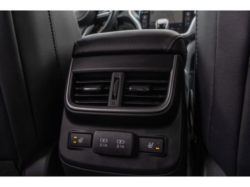 Used 2021 Subaru Outback Limited image 14