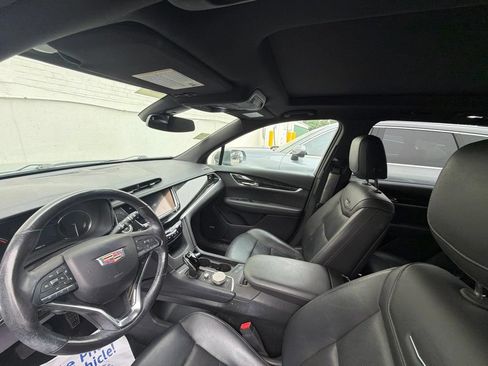 Used 2020 Cadillac XT6 Premium Luxury AWD/4WD image 10