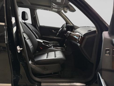 Used 2014 Mercedes-Benz GLK 350 4MATIC image 17