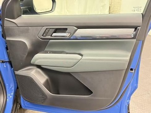 New 2026 GMC Terrain AT4 w/ Convenience Package III AWD/4WD image 17