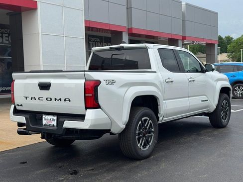 New 2026 Toyota Tacoma TRD Sport AWD/4WD image 3