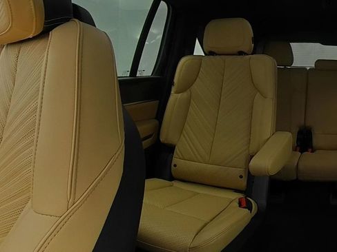 New 2025 Cadillac Escalade IQ Sport 2 w/ LPO, ONYX Package image 16