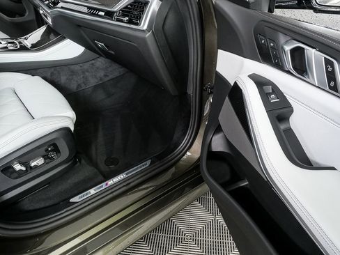 Used 2024 BMW X5 M60i AWD/4WD image 26