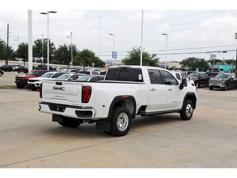 Used 2025 GMC Sierra 3500 Denali Ultimate AWD/4WD image 6