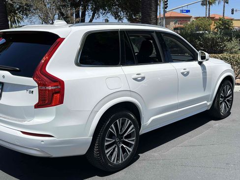 Used 2022 Volvo XC90 T5 Momentum AWD/4WD image 49