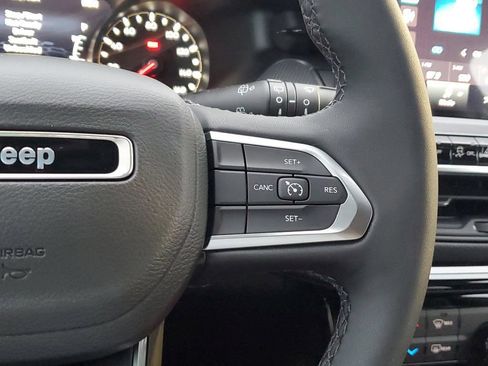 New 2026 Jeep Compass Latitude AWD/4WD image 23