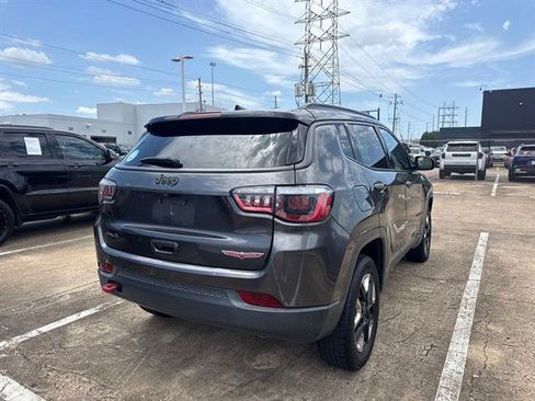 Used 2018 Jeep Compass Trailhawk AWD/4WD image 9